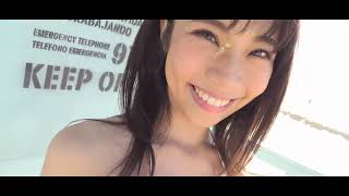 Suzuki Fumina 鈴木ふみ奈 アイドルワン Golden Smile – Japanese Gravure Bikini Idol [Part 2/7]