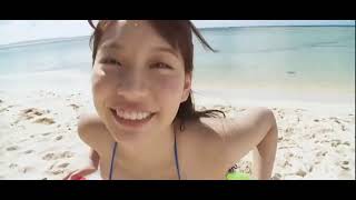 『Gravure』形の良い迫力バスト久松かおり