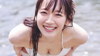 吉岡里帆 芸能人でも  ここでしか見れない 水着 グラビア むねゆれる #beautiful #美女#美人#クリスマス#グラビア#犬#ねこ#うさぎ