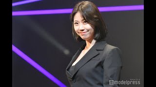 最新ニュース –  鈴木ふみ奈、胸元のぞくセクシー衣装着こなし＜FASHION LEADERS 2022＞