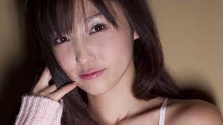 吉木りさ　主張し過ぎない控えめなおっぱい