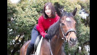 最新ニュース –  倉持由香、1歳の息子の育児の友に競馬シミュレーションゲーム「お馬さんだよ～！カッコいいねぇ～！」